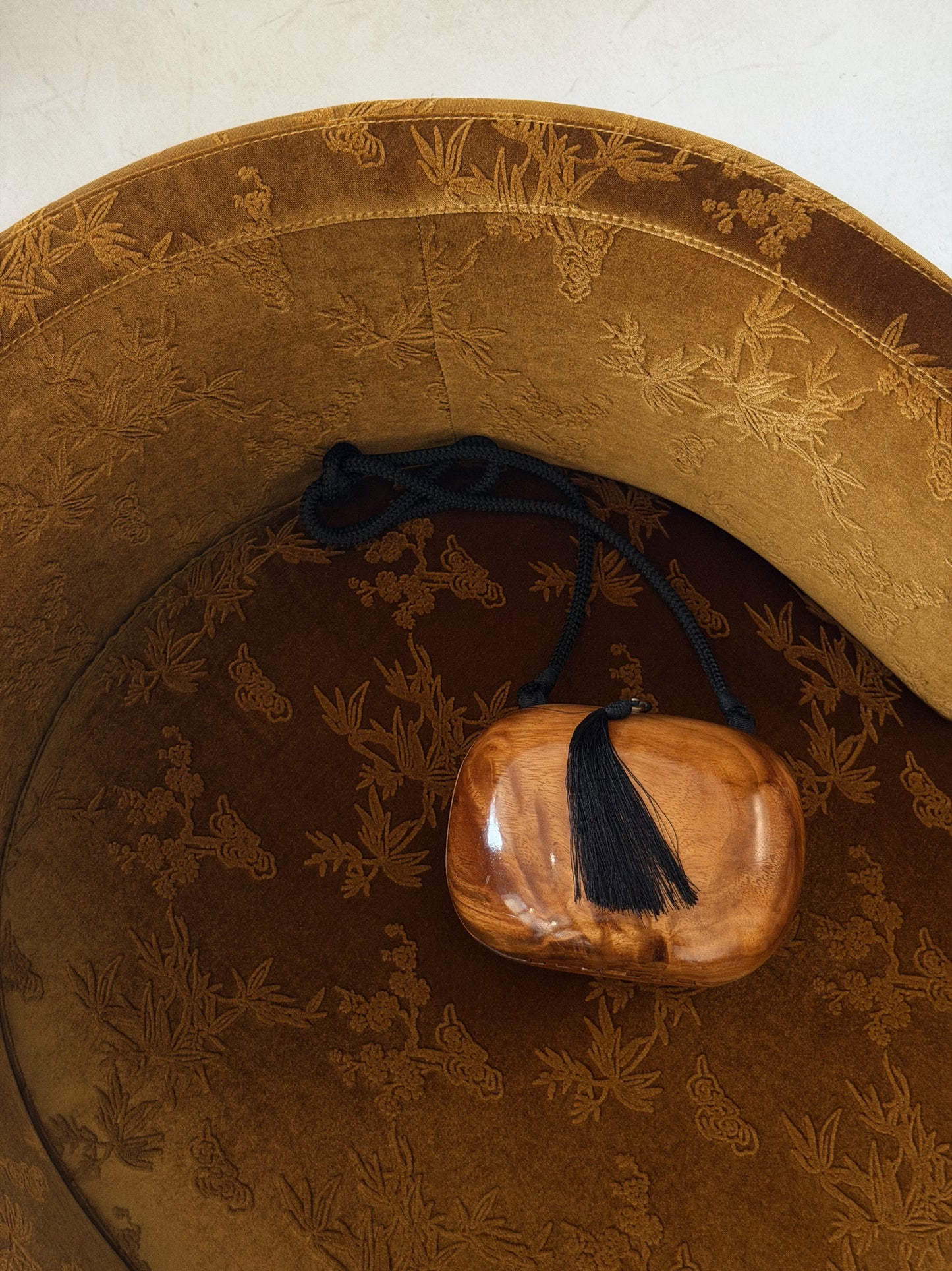 CARVED TASSEL BAG