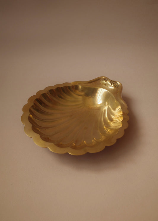 Shoreline Brass: Large Seashell Bowl