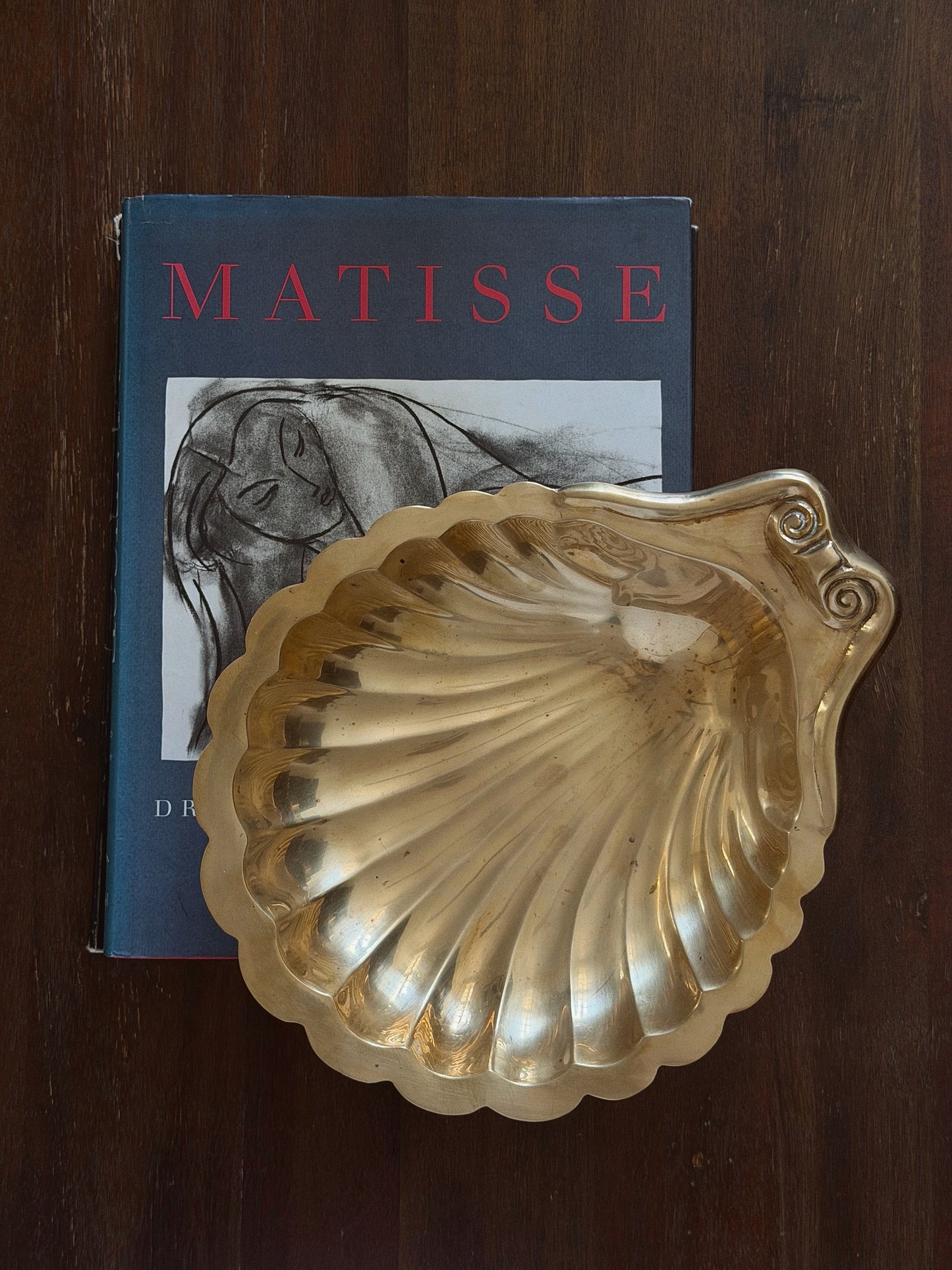 Shoreline Brass: Large Seashell Bowl